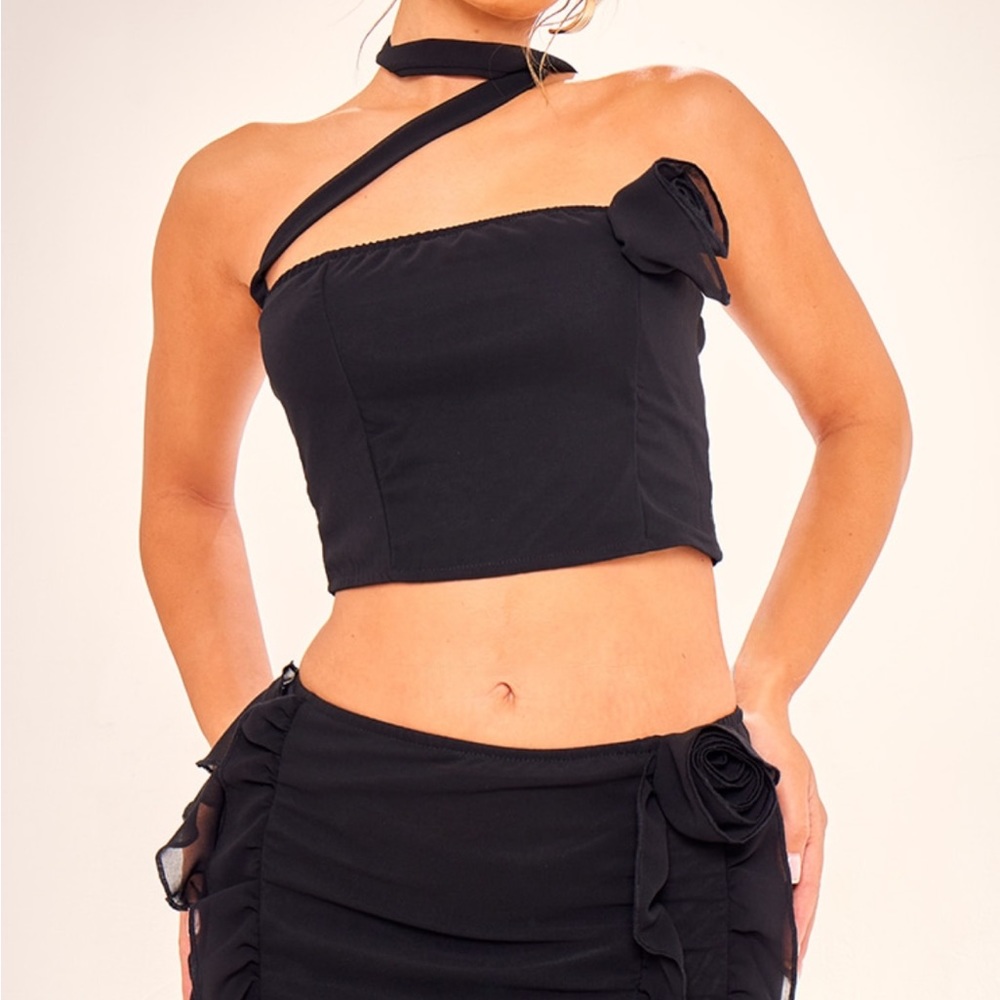 Pretty Little Thing two piece black skirt set